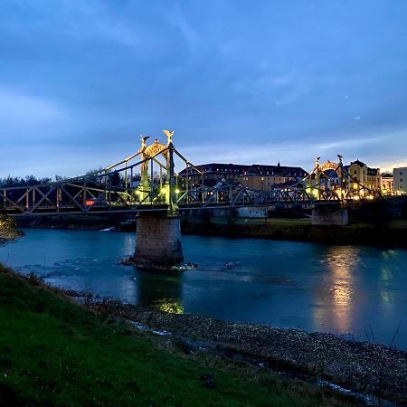 Ferienwohnung An Der Idyllischen Salzachschleife Naehe Salzburg Laufen Ngoại thất bức ảnh
