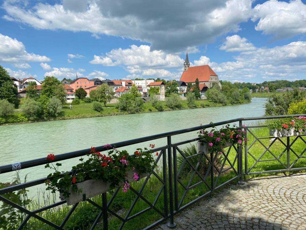 Ferienwohnung An Der Idyllischen Salzachschleife Naehe Salzburg Laufen Ngoại thất bức ảnh