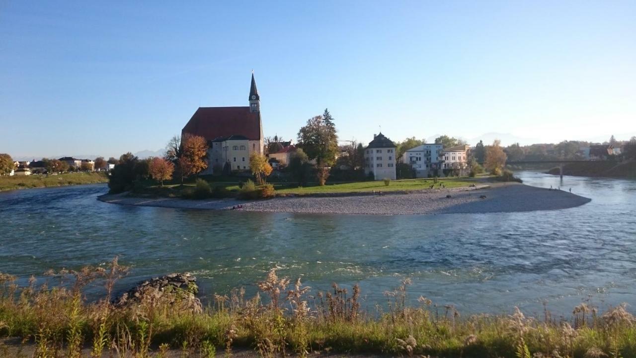Ferienwohnung An Der Idyllischen Salzachschleife Naehe Salzburg Laufen Ngoại thất bức ảnh